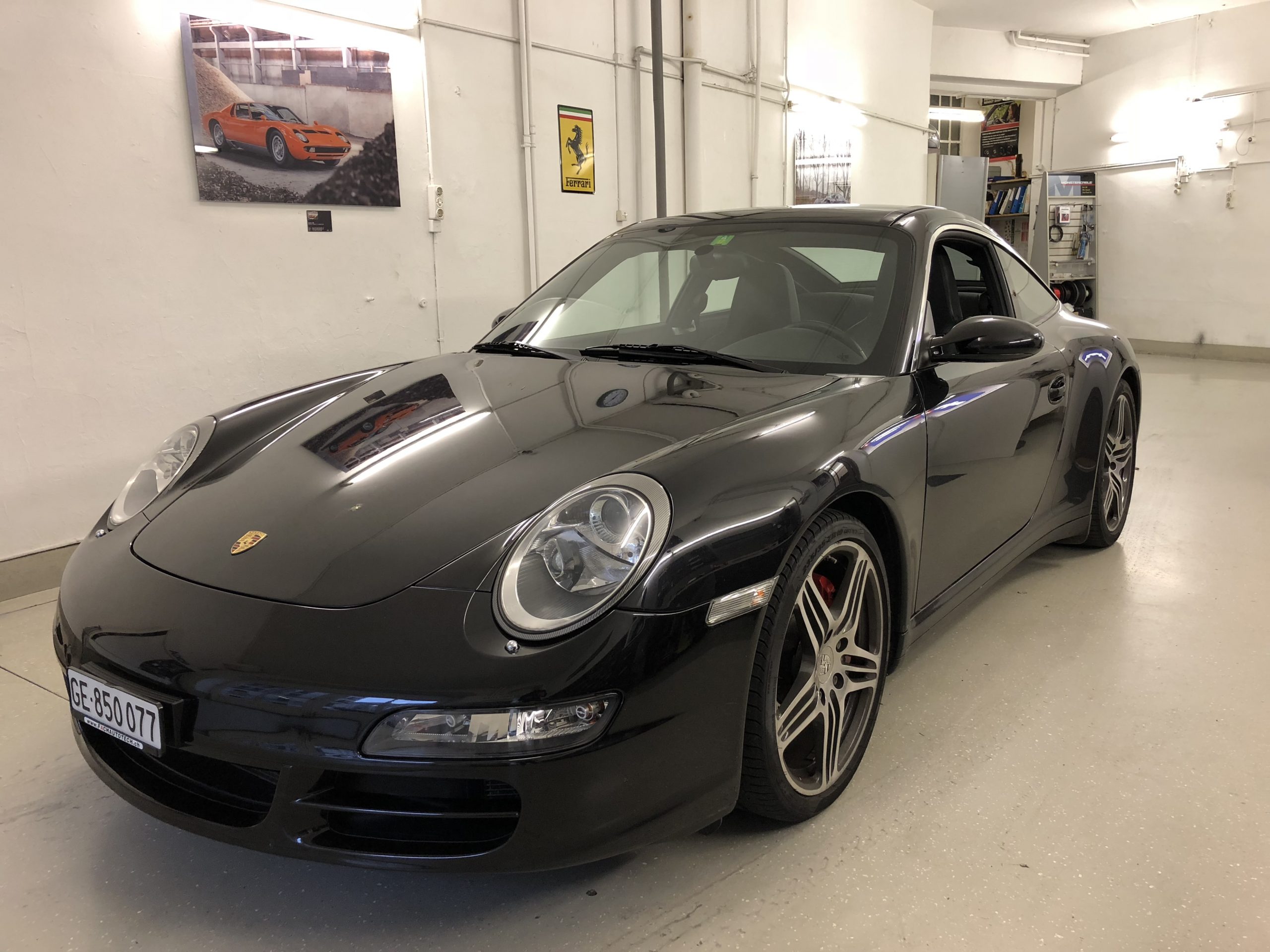 Autoradio Porsche Genève
